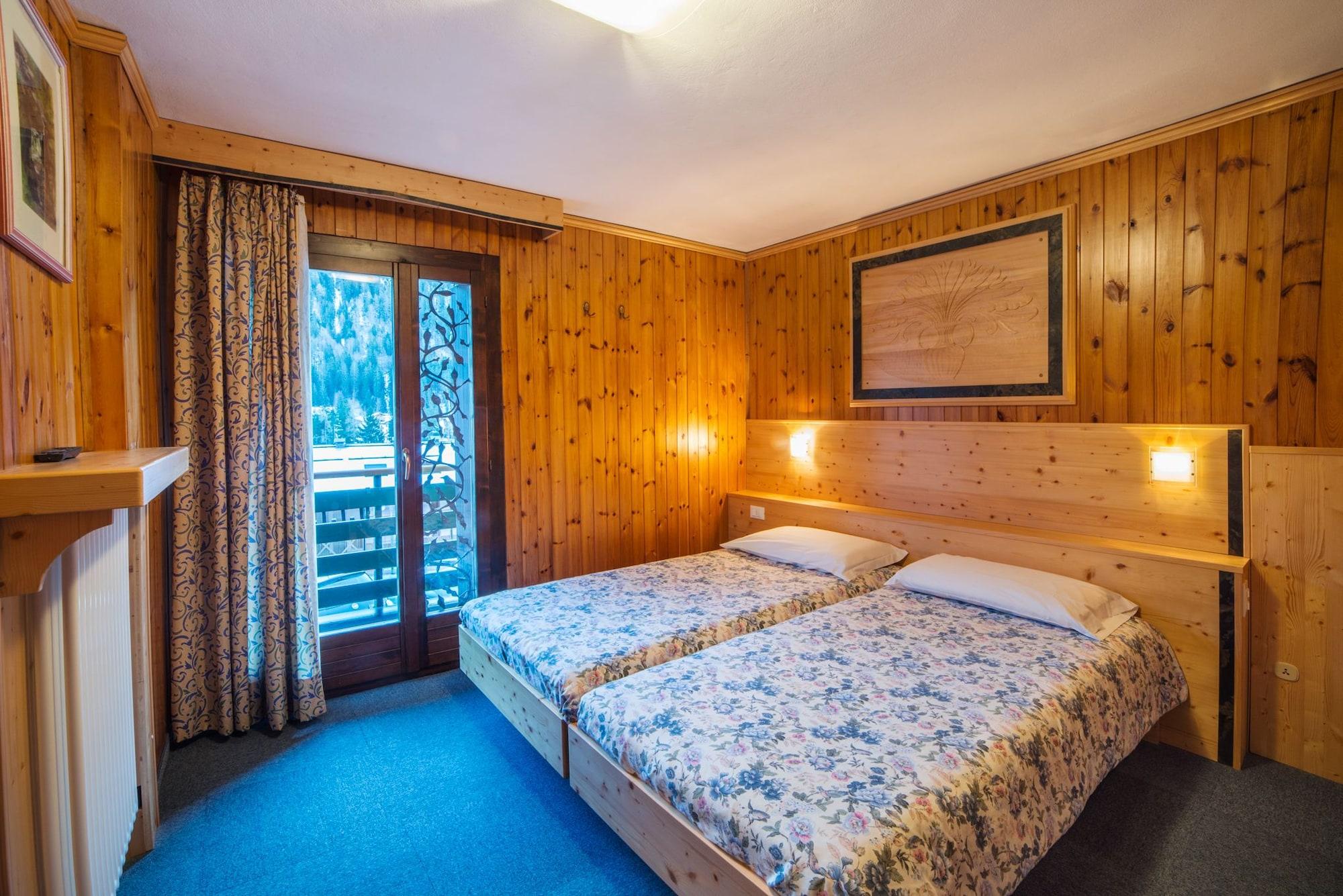 Hotel Cime D'Oro Madonna Kültér fotó