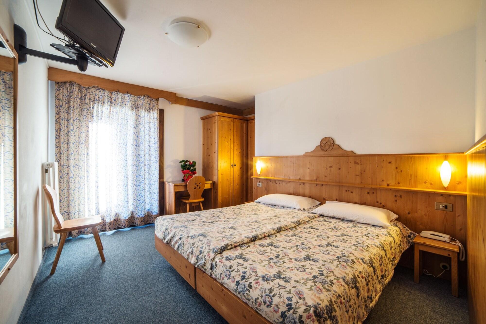 Hotel Cime D'Oro Madonna Kültér fotó
