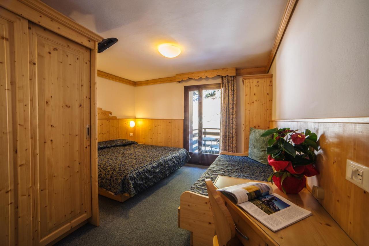 Hotel Cime D'Oro Madonna Kültér fotó